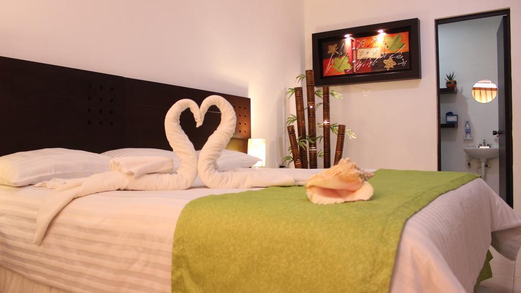 Maya Vacanze Calle 4 Akumal Bagian luar foto