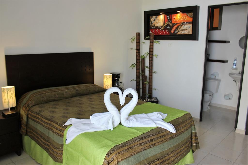 Maya Vacanze Calle 4 Akumal Bagian luar foto