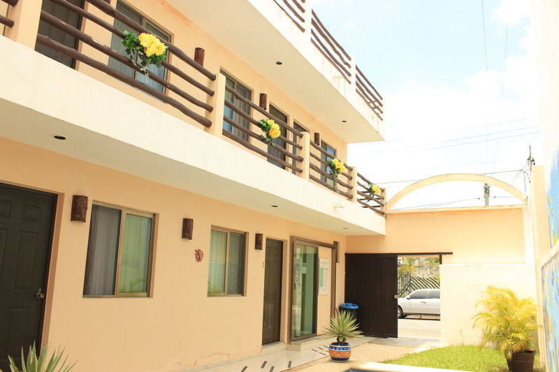 Maya Vacanze Calle 4 Akumal Bagian luar foto